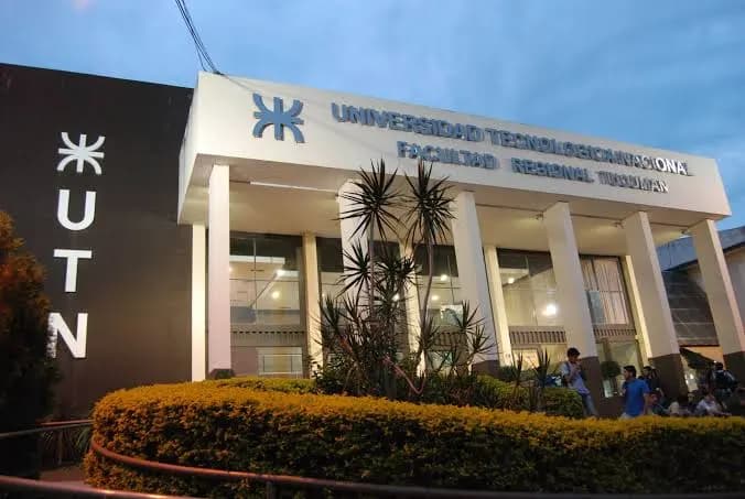 Edificio de la Facultad Regional Tucumán de la UTN